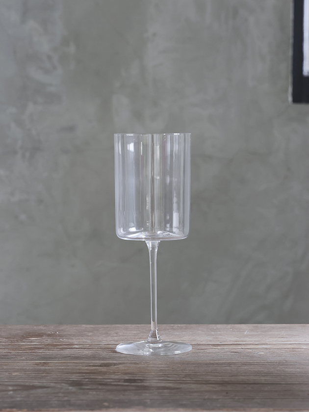 �磻�󥰥饹George