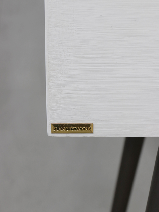 BLANC D'IVOIRE�����ɥơ��֥�LOLA�ۥ磻�� �֥��ǥ��ܥ��