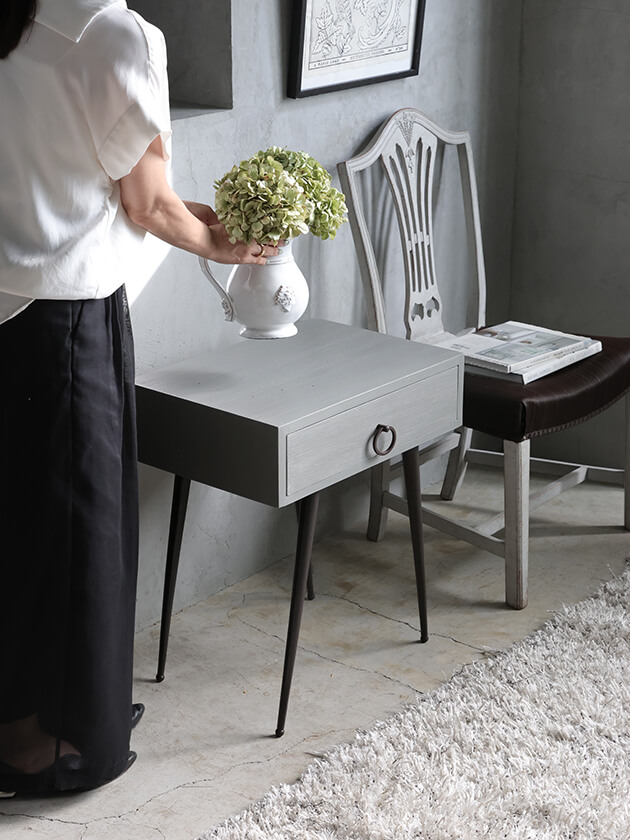 BLANC D'IVOIREサイドテーブルLOLAグレー