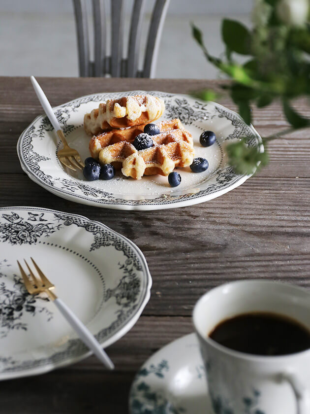 Gienǥȥץ졼Fleurs Depareillees ե롼 Gien Fleurs Depareillees Dessert Plate