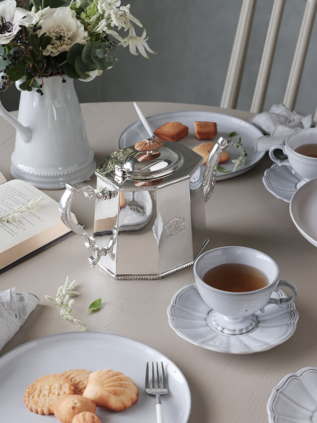 Royal Family����С��ƥ����ݥå�Lana �������ե��ߥ꡼