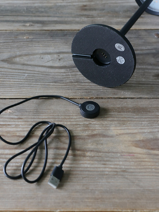 Nordic LED �ơ��֥���� �᥿�륷������ (���ť��å���)