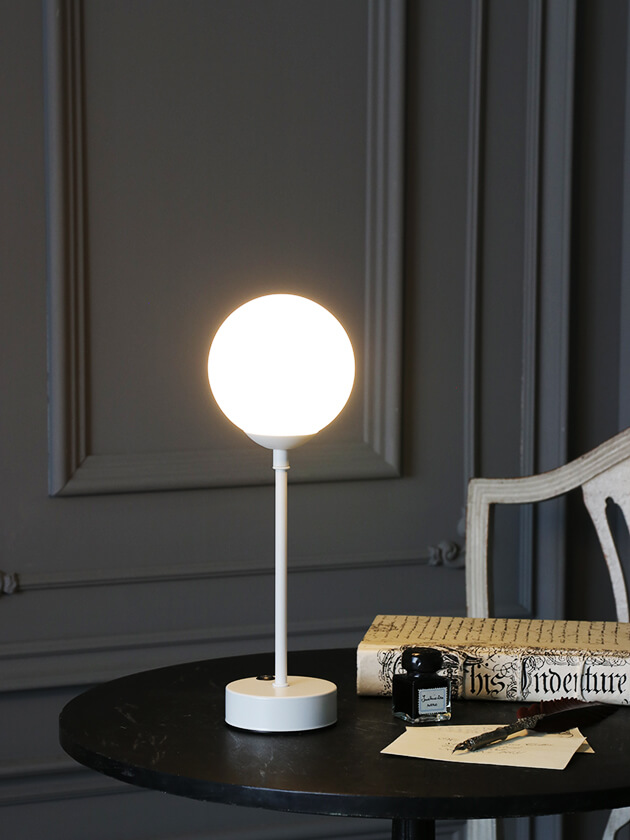 Nordic LED �ơ��֥����WHITE �ܡ��� (���ż�)