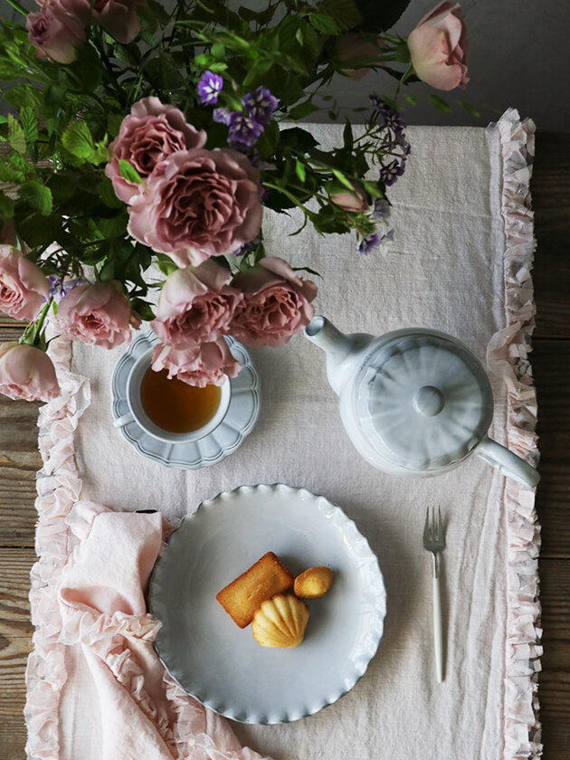 Chez moiテーブルランナーChicクォーツ40x140cm シェモア ～ サラグレース