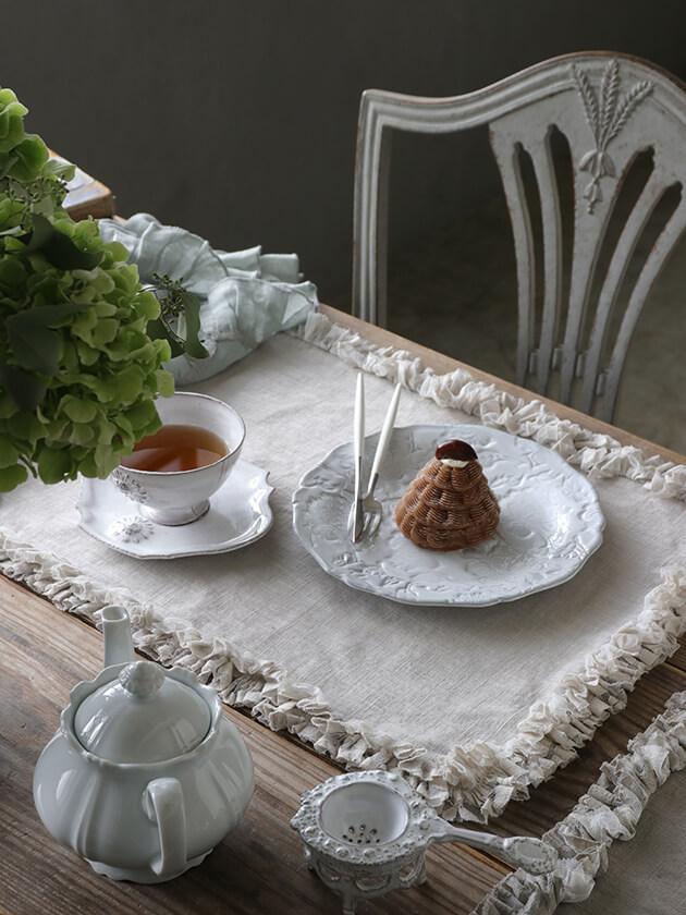 Chez moi�ץ졼���ޥå�Essential Chic�饤�ȥ١����� �������