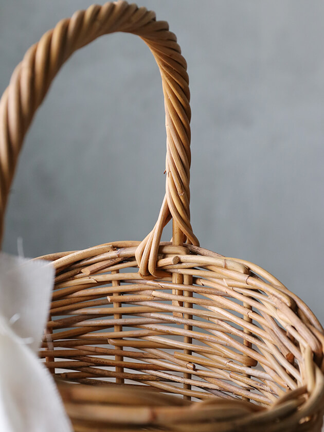 �饿��ϡ��֥Х����å�Anika