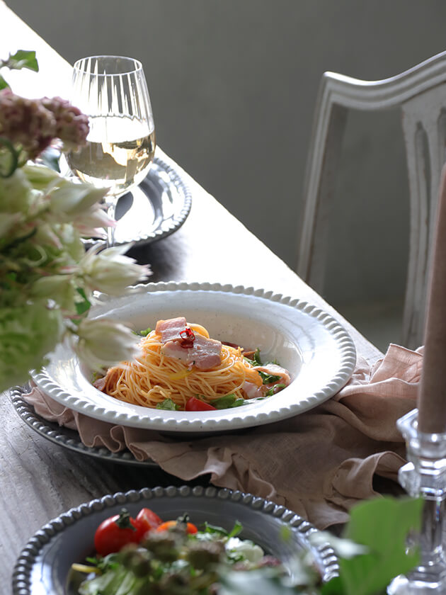 PotteryJo�����ס��ѥ����ץ졼��DARIA�ۥ磻��26cm Stoneware �ݥ��꡽���硼