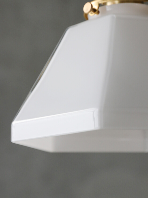 Luste�ڥ����ȥ��� Trape�ۥ磻�ȥ��饹