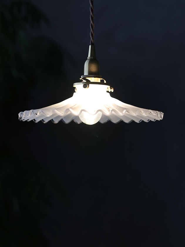 Luste�ڥ����ȥ���Radial�ߥ륯�ۥ磻�ȥ��饹