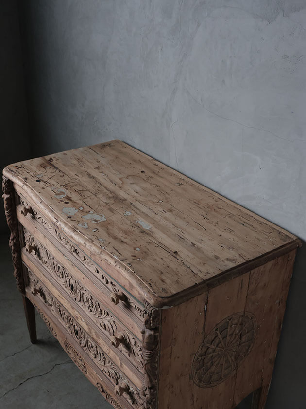 Gustavian Antique ウッドチェスト - サラグレース