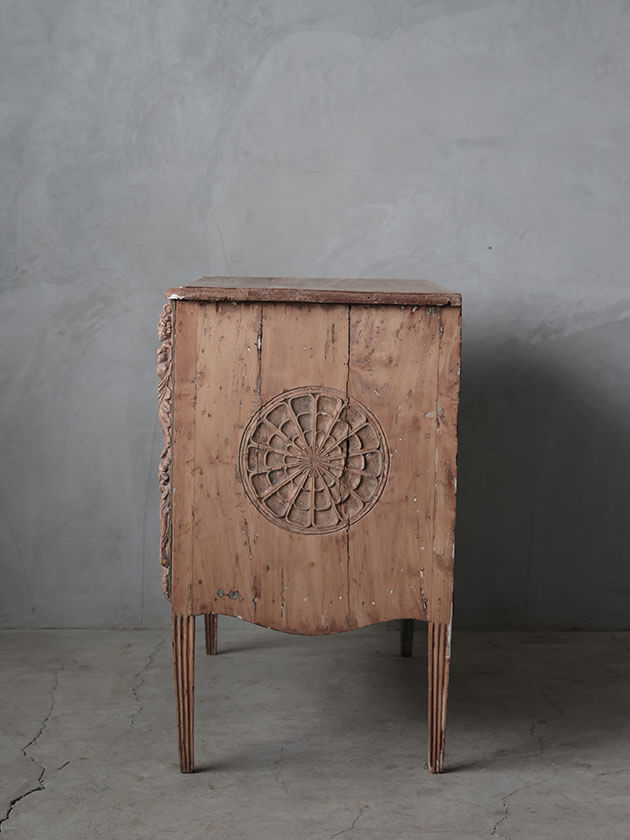 Gustavian Antique ウッドチェスト - サラグレース