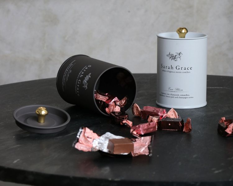 Sarah Grace���ꥸ�ʥ�ƥ���