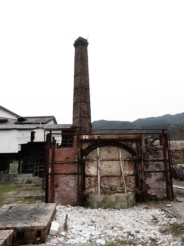 佐賀県嬉野市の肥前吉田の与山窯